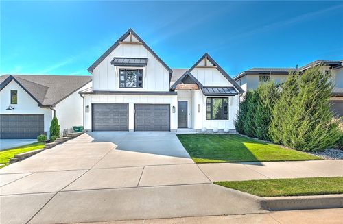 8008 W Kettering Ct, Rogers, AR, 72758-5227 | Card Image