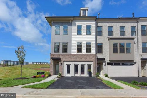 23590 Raytown Ter, ASHBURN, VA, 20148 | Card Image