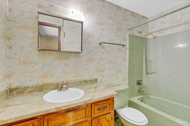 6640 Frank Reeder Rd, House other with 3 bedrooms, 2 bathrooms and 1 parking in Pensacola FL | Image 54