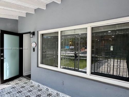 1128 Sw 21st Ave, Miami, FL, 33135-5023 | Card Image