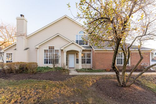 30W013 Juniper Ct, Warrenville, IL, 60555-1056 | Card Image