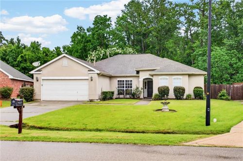 152 Emerald Crk E, Abita Springs, LA, 70420-3347 | Card Image
