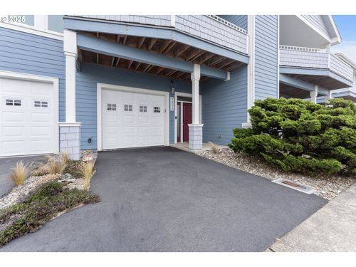 1313 Village Loop, Bandon, OR, 97411-8858 | Card Image