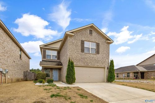 119 Winstead Cir, Owens Cross Roads, AL, 35763-7817 | Card Image