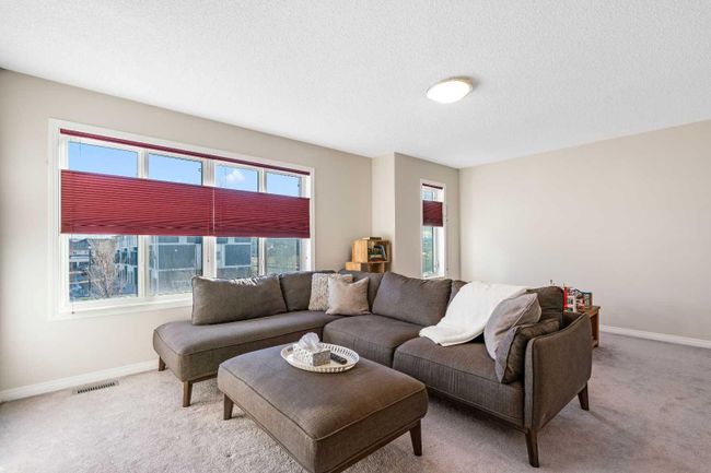 14 Walden Grove Se, Home with 3 bedrooms, 2 bathrooms and 4 parking in Calgary AB | Image 21
