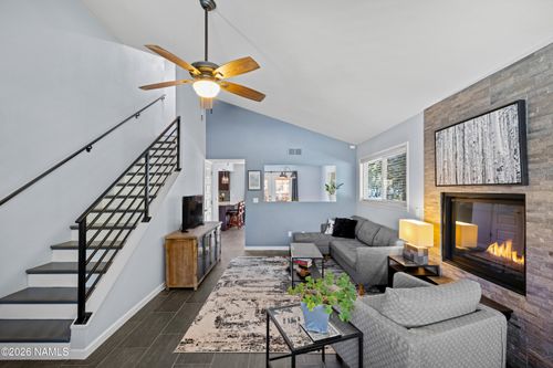 2536 E Eva Loop, Flagstaff, AZ, 86004-1827 | Card Image