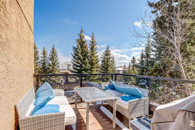 7 - 118 Village Heights Sw, Home with 2 bedrooms, 1 bathrooms and 2 parking in Calgary AB | Image 21