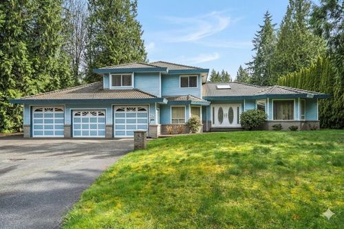 10021 161 St, Surrey, BC, V4N2K1 | Card Image