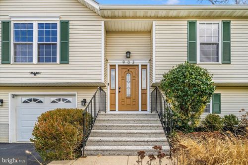 903 Winding Way, Mount Airy, MD, 21771-5526 | Card Image