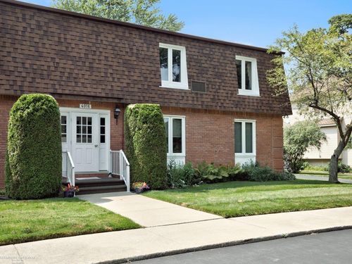 4016 Fairway Dr, Fort Gratiot, MI, 48059-3985 | Card Image