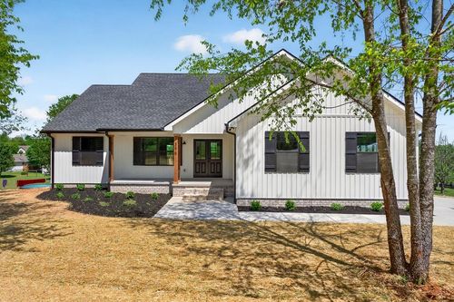 396 Westwood Dr, Sparta, TN, 38583-7144 | Card Image
