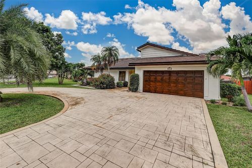 1962 Nw 110th Ln, Coral Springs, FL, 33071-5754 | Card Image