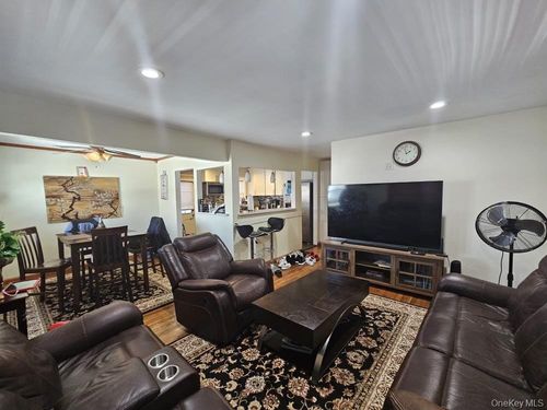 119-28 193rd Street, New York, NY, 11412 | Card Image