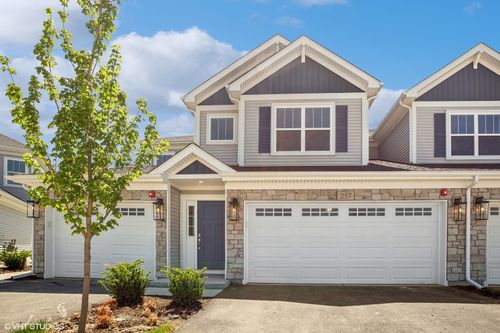 272 N Masters Dr, Addison, IL, 60101-4122 | Card Image