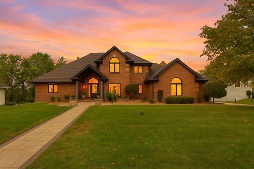 1023 Tulip Tree Ln, West Des Moines, IA, 50266-6641 | Card Image