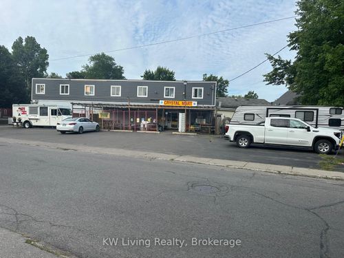 74 Queen'S Cir, Fort Erie, ON, L0S1N0 | Card Image