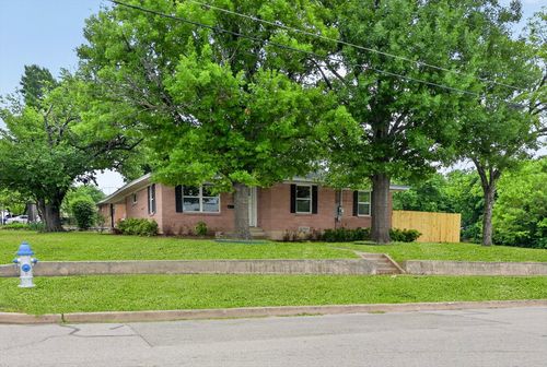 801 S Tennessee St, Mckinney, TX, 75069-6514 | Card Image