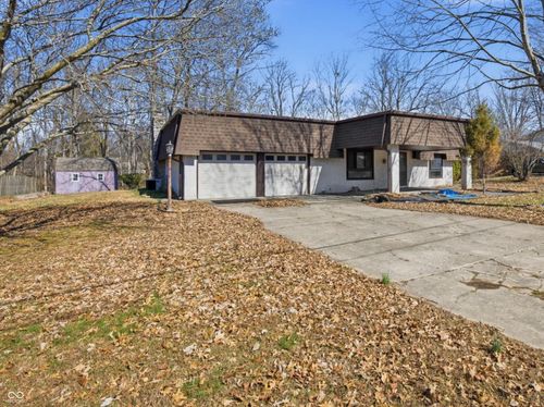 8188 Black Oak Dr, Plainfield, IN, 46168-8176 | Card Image