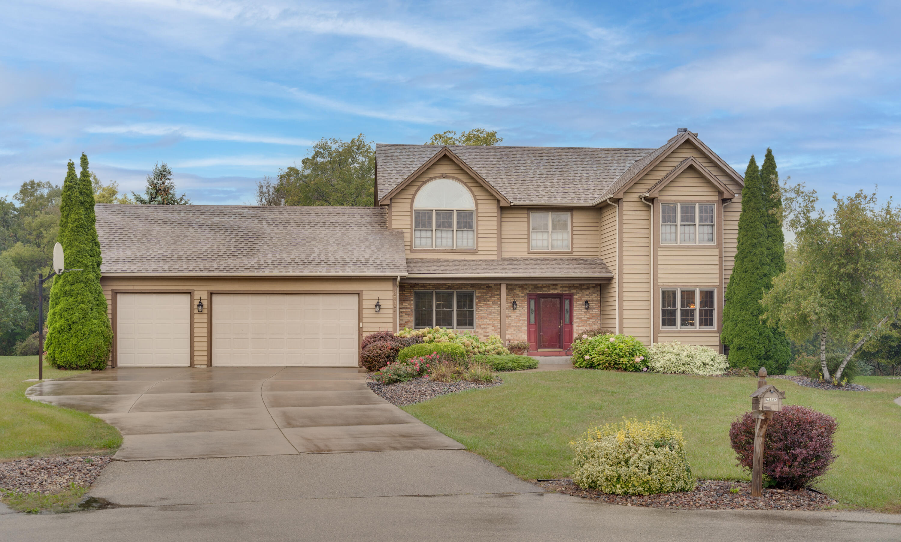 10th Pl, Kenosha, WI 53144