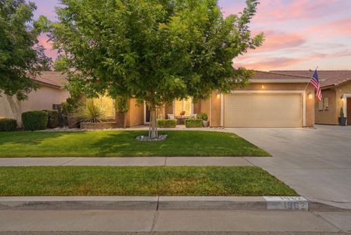 1962 Iacovetti Ct, Tulare, CA, 93274-6294 | Card Image