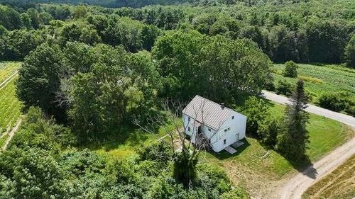 106 Eugley Hill Road, Nobleboro, ME, 04555 | Card Image