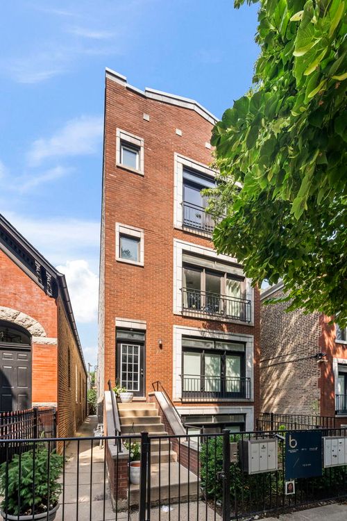 3-876 Hermitage Ave, CHICAGO, IL, 60622-5017 | Card Image