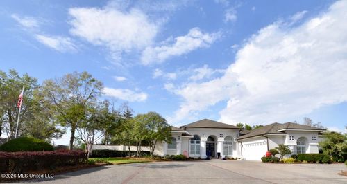 701 Olivia St, Greenwood, MS, 38930-2509 | Card Image
