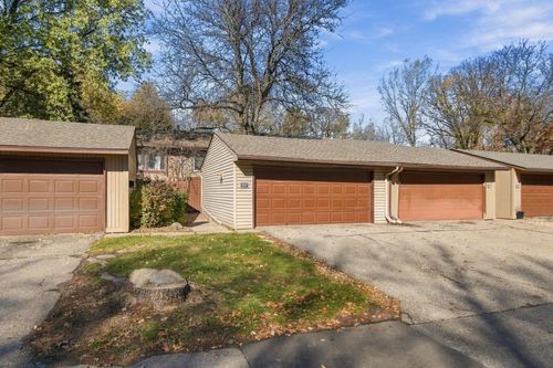 107 River Woods Lane, Burnsville, MN, 55337 | Card Image