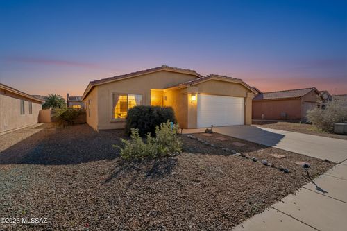 7998 N Siskiyou Drive, Tucson, AZ, 85743 | Card Image