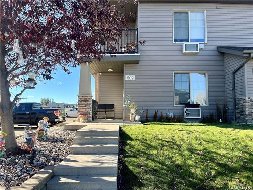 502-700 Battleford Trail, Swift Current, SK, S9H4V9 | Card Image