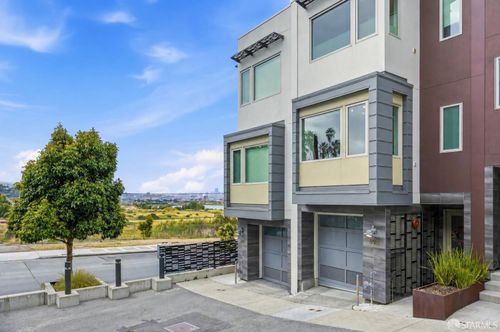 594 Hudson Ave, San Francisco, CA, 94124-2927 | Card Image