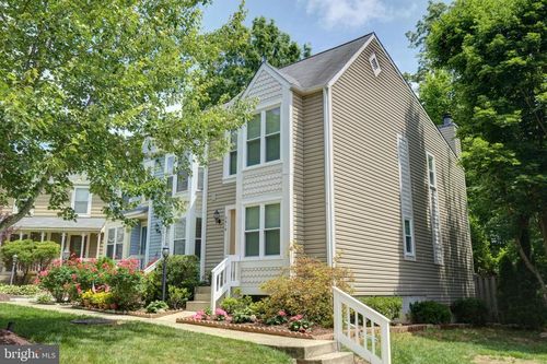 5919 Saint Giles Way, ALEXANDRIA, VA, 22315-4745 | Card Image
