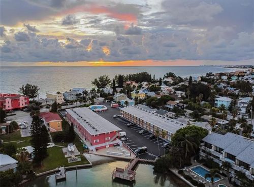 apt-21s-8565 W Gulf Blvd, TREASURE ISLAND, FL, 33706-3447 | Card Image