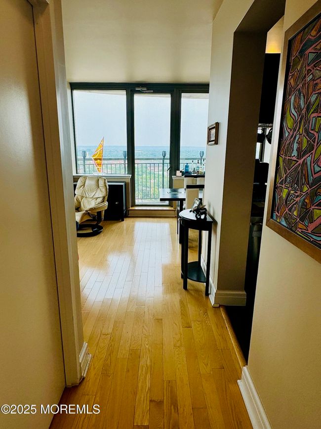 APT-2205 - 1 Spring St, House other with 2 bedrooms, 2 bathrooms and null parking in New Brunswick NJ | Image 10