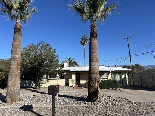 5457 E 10th St, Tucson, AZ, 85711-3143 | Card Image