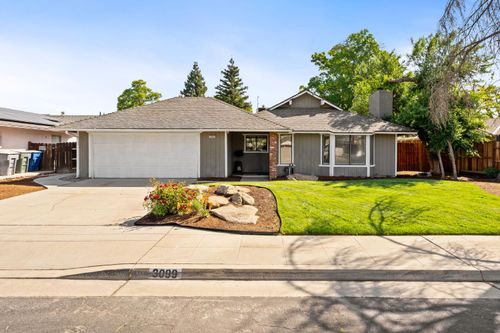 3099 Ezie Ave, Clovis, CA, 93611-5151 | Card Image