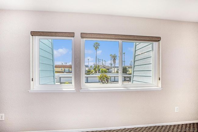 64 Montego Ct, Condo with 2 bedrooms, 3 bathrooms and 2 parking in Coronado CA | Image 15