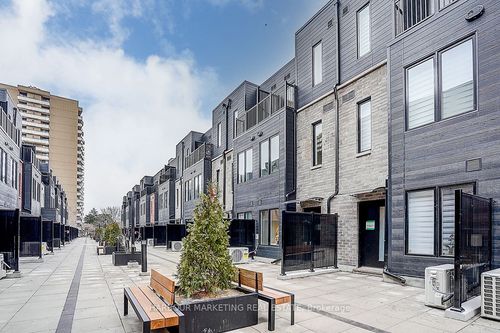 27-3079 Pharmacy Ave, Scarborough, ON, M1T1H8 | Card Image