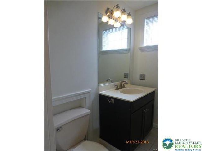 3A - 108 S Main St, Condo with 2 bedrooms, 1 bathrooms and null parking in Alburtis PA | Image 20
