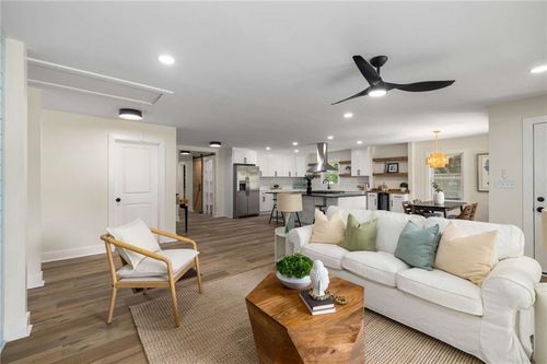 638 Medford Pl Se, Smyrna, GA, 30080-1115 | Card Image