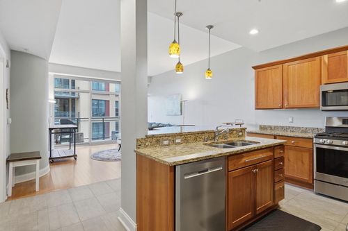 610-625 N Segoe Road, Madison, WI, 53705 | Card Image