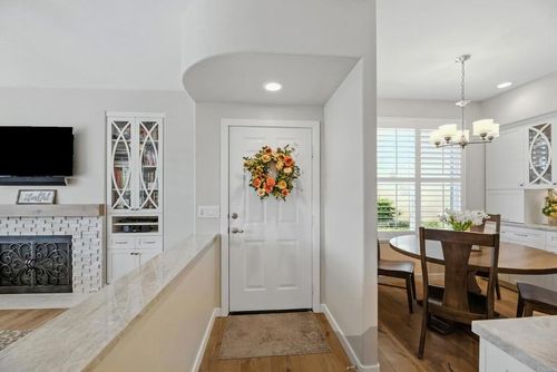18638 Caminito Pasadero, San Diego, CA, 92128-1060 | Card Image