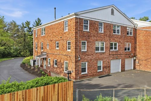 1110 Springfield Pike, Wyoming, OH, 45215-2144 | Card Image