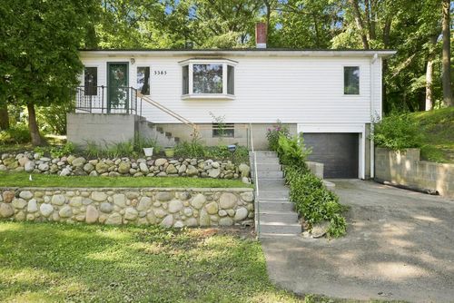 3385 W Shady Side Rd, Angola, IN, 46703-9044 | Card Image