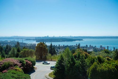 68-2212 Folkestone Way, West Vancouver, BC, V7S2X7 | Card Image
