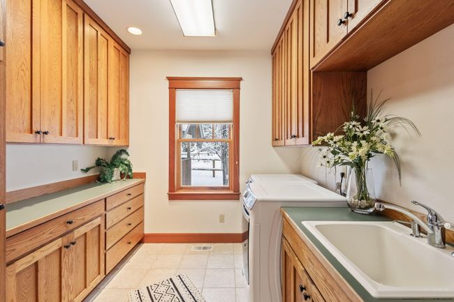 Laundry Room | Image 48