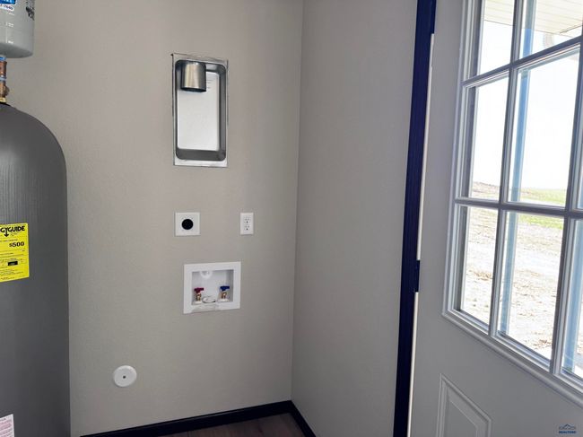 5613 Bridge Dr, House other with 1 bedrooms, 1 bathrooms and null parking in Rapid City SD | Image 8