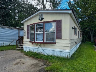 43 First Street, House other with 2 bedrooms, 1 bathrooms and null parking in Colchester VT | Image 1