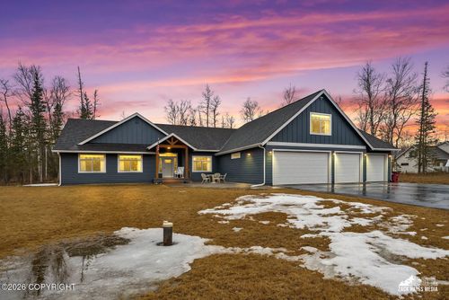 8348 E Fork Cir, Wasilla, AK, 99654-4751 | Card Image