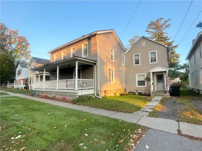 212-210 W Main Street, Home with 7 bedrooms, 3 bathrooms and null parking in Waterloo NY | Image 2